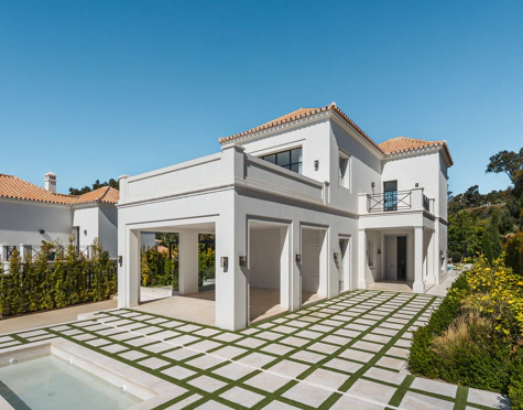 Villa en venta en La Cerquilla, Nueva Andalucia