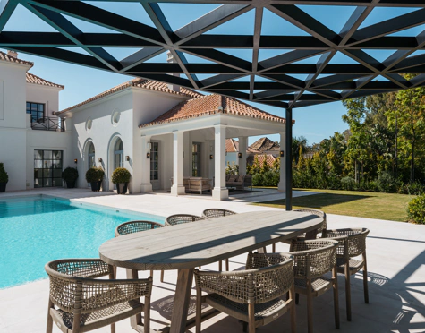 Villa en venta en La Cerquilla, Nueva Andalucia