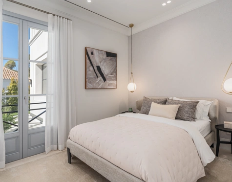 Villa en venta en La Cerquilla, Nueva Andalucia