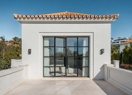 IMPRESIONANTE VILLA EN NUEVA ANDALUCÍA