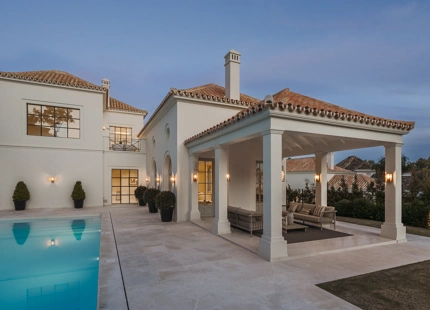 IMPRESIONANTE VILLA EN NUEVA ANDALUCÍA