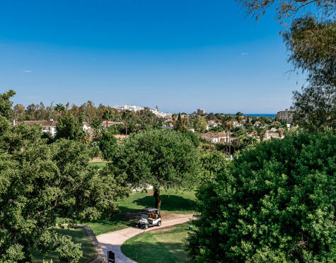 Villa en venta en Nueva Andalucia, Marbella