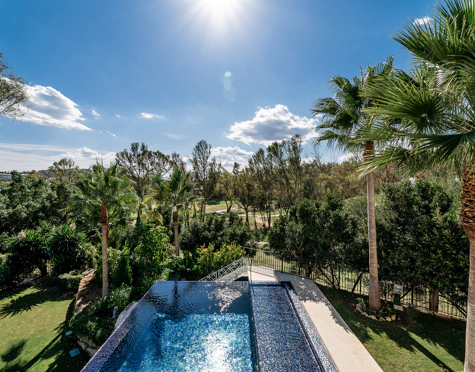 Villa en venta en Nueva Andalucia, Marbella