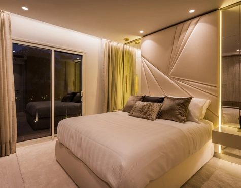 Duplex Penthouse for sale in Puente Romano, Marbella Golden Mile
