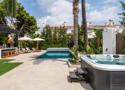VILLA LUJOSA EN SAN PEDRO DE ALCÁNTARA