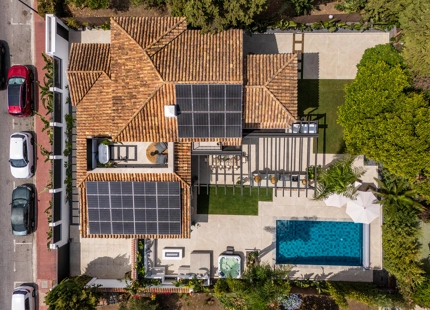 VILLA LUJOSA EN SAN PEDRO DE ALCÁNTARA