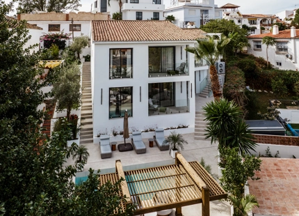 VILLA ESTÉTICA EN VENTA CERCA DE PUERTO BANÚS, MARBELLA
