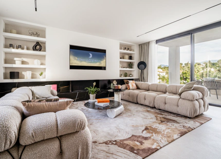 VILLA ESTÉTICA EN VENTA CERCA DE PUERTO BANÚS, MARBELLA