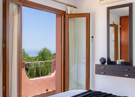 VILLA ESPLENDIDA DE ESTILO ANDALUZ EN VENTA EN VALLE ROMANO, ESTEPONA