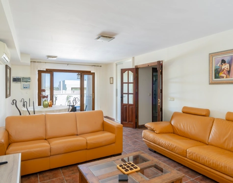 Villa for sale in Valle Romano, Estepona West