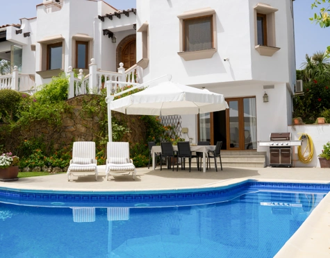 Villa for sale in Valle Romano, Estepona West