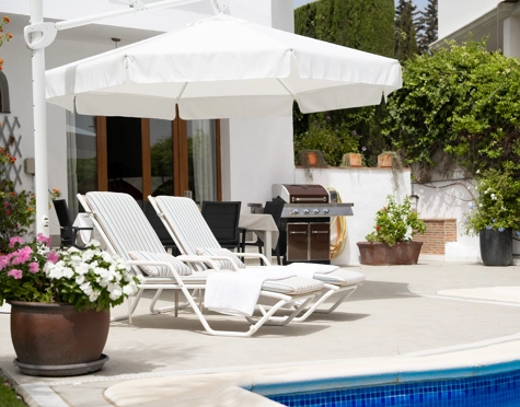 Villa for sale in Valle Romano, Estepona West
