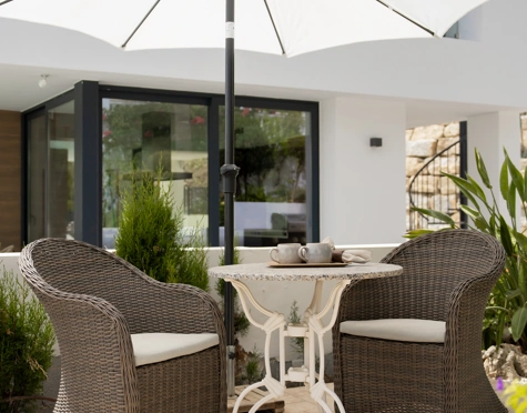 Villa for sale in Valle Romano, Estepona West