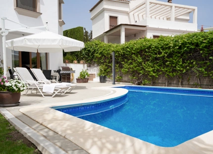 VILLA ESPLENDIDA DE ESTILO ANDALUZ EN VENTA EN VALLE ROMANO, ESTEPONA