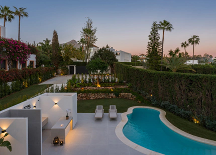 VILLA EXCLUSIVA EN VENTA EN LAS BRISAS, NUEVA ANDALUCIA 