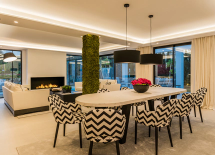 VILLA EXCLUSIVA EN VENTA EN LAS BRISAS, NUEVA ANDALUCIA 
