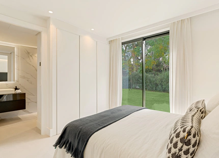 VILLA EXCLUSIVA EN VENTA EN LAS BRISAS, NUEVA ANDALUCIA 