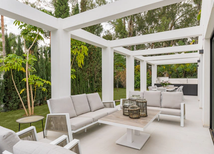 VILLA EXCLUSIVA EN VENTA EN LAS BRISAS, NUEVA ANDALUCIA 