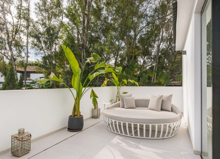 VILLA EXCLUSIVA EN VENTA EN LAS BRISAS, NUEVA ANDALUCIA 