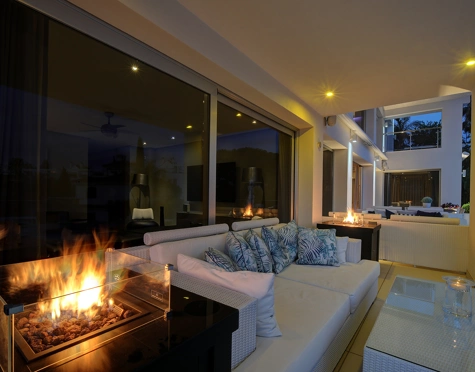 Villa for sale in Los Naranjos Golf, Nueva Andalucia