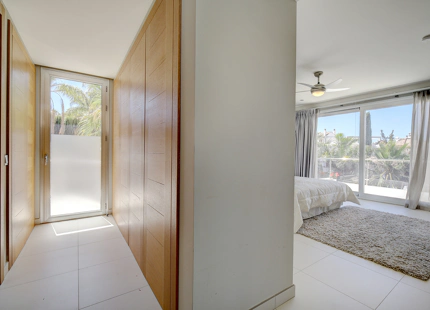 MODERN FRONTLINE GOLF VILLA FOR SALE IN NUEVA ANDALUCÍA, MARBELLA