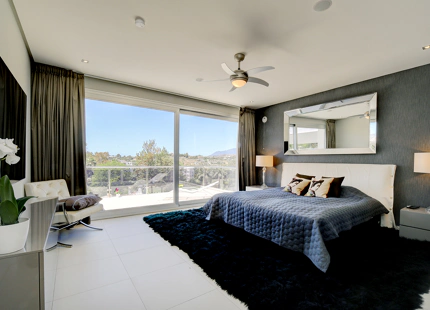 MODERN FRONTLINE GOLF VILLA FOR SALE IN NUEVA ANDALUCÍA, MARBELLA