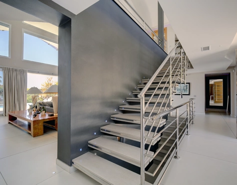 Villa for sale in Los Naranjos Golf, Nueva Andalucia