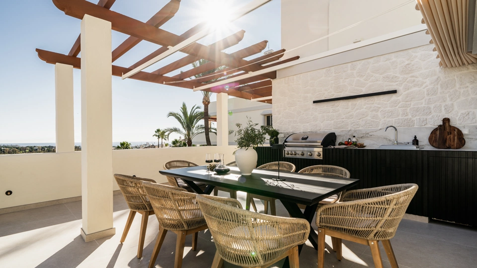 Atico Duplex en venta en La Cerquilla, Nueva Andalucia