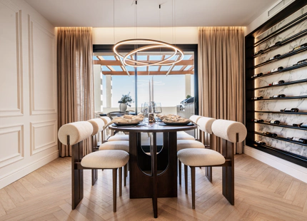 ÁTICO DÚPLEX OPULENTO CON VISTAS AL MAR EN VENTA EN NUEVA ANDALUCÍA, MARBELLA