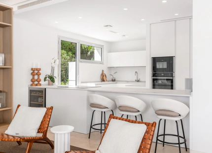 VILLA CONVENIENTE CON PISCINA DE INMERSIÓN EN VENTA EN SAN PEDRO DE ALCÁNTARA