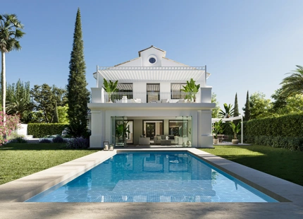 VILLA DE DISEÑO ABIERTO Y RECIENTEMENTE RENOVADA EN VENTA EN NUEVA ANDALUCÍA, MARBELLA