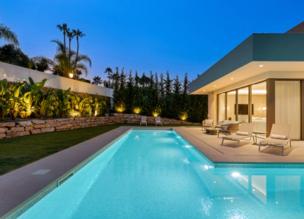 NEWLY BUILT VILLA FOR SALE IN NUEVA ANDALUCIA