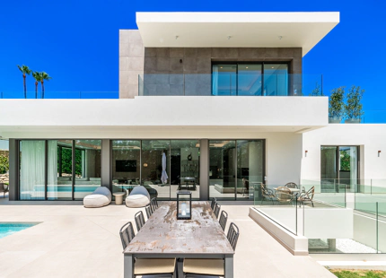 NEWLY BUILT VILLA FOR SALE IN NUEVA ANDALUCIA