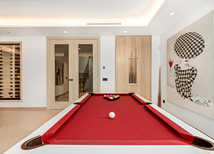 NEWLY BUILT VILLA FOR SALE IN NUEVA ANDALUCIA