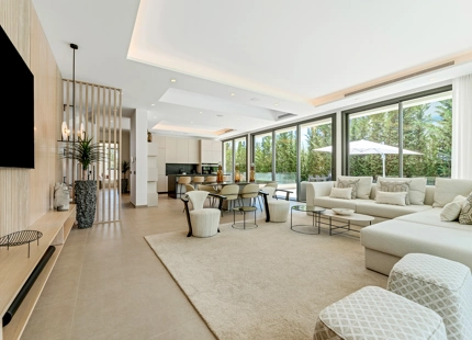 NEWLY BUILT VILLA FOR SALE IN NUEVA ANDALUCIA