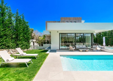 NEWLY BUILT VILLA FOR SALE IN NUEVA ANDALUCIA