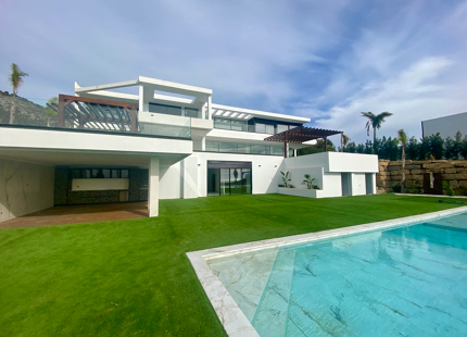 IMPRESIONANTE VILLA CONTEMPORÁNEA EN MARBELLA CLUB GOLF RESORT, BENAHAVÍS