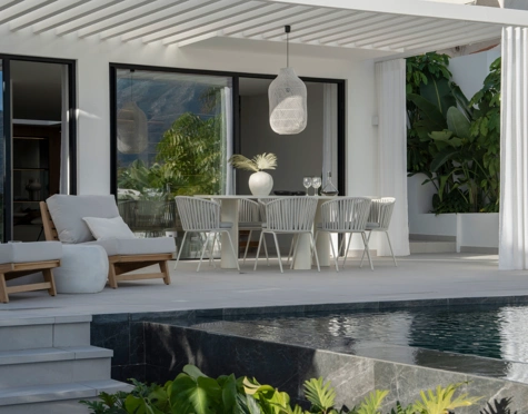 Villa for sale in Nueva Andalucia, Marbella
