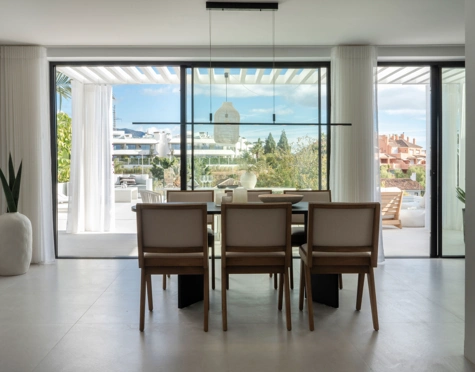 Villa for sale in Nueva Andalucia, Marbella