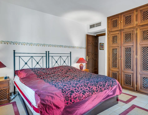 Villa en venta en Selwo, Estepona East