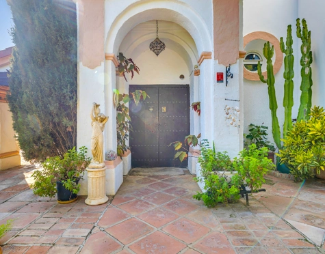 Villa en venta en Selwo, Estepona East