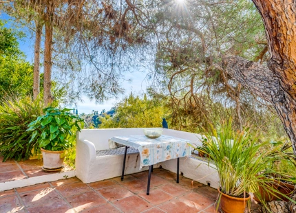 VILLA CAMPESTRE EN VENTA EN EL NEW GOLDEN MILE, ESTEPONA