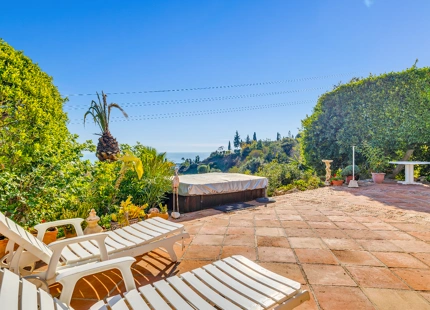 VILLA CAMPESTRE EN VENTA EN EL NEW GOLDEN MILE, ESTEPONA