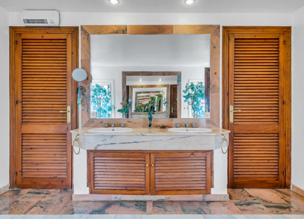 VILLA CAMPESTRE EN VENTA EN EL NEW GOLDEN MILE, ESTEPONA