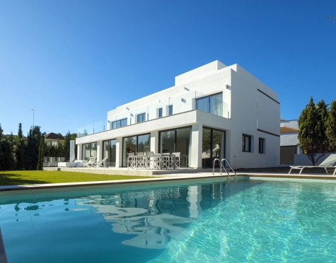 Villa for sale in Nueva Andalucia, Marbella