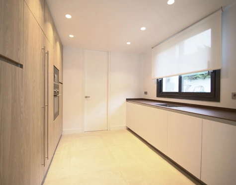 Villa for sale in Nueva Andalucia, Marbella