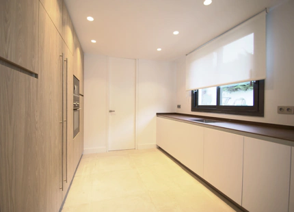 ESPECTACULAR VILLA RECIENTEMENTE RENOVADA EN LAGOMAR, NUEVA ANDALUCÍA