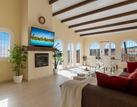 Villa for sale in Valle Romano, Estepona West