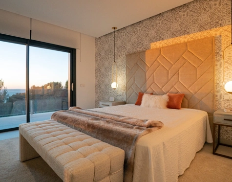 Villa for sale in Benalmadena