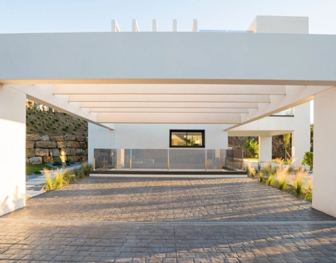 Villa for sale in Benalmadena
